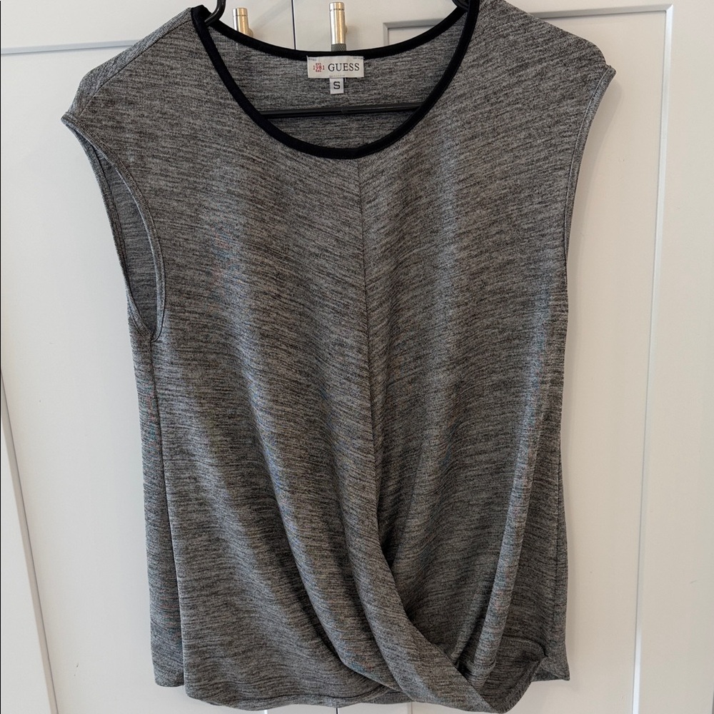 Guess Charcoal Twist Front top